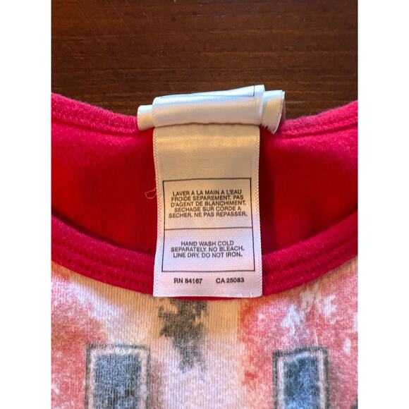 Vintage Walt Disney World Parks Epcot United Kingdom Sleeveless Knit Top - Picture 6 of 8